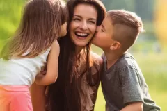 isten_szereti_az_anyukakat_borito_eleje